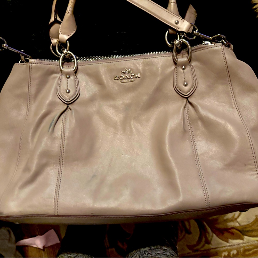 COACH Collett Leather crossbody Carryall (F33447)